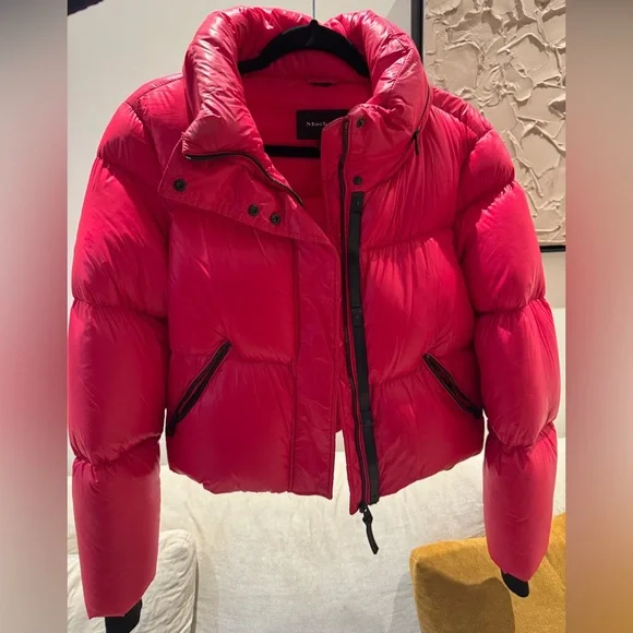 Mackage - Red Puffer Jacket for Women - Quilted Short Winter Coat - Picture 5 of 6